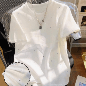 CAMISETA CON ADORNOS DE RHINESTONE