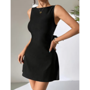 VESTIDO MINI AJUSTADO SIN MANGAS CON CUELLO DE BARCO