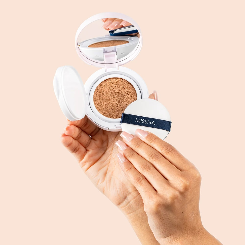 MAGIC CUSHION MOIST UP COMBO | CASE + REFILL #23 - Imagen 3